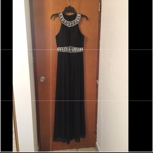 Semi-formal black dress Size 10